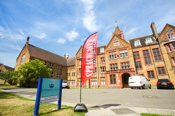 Nyelvtanulás külföldön - külföldi nyelvtanfolyam - ILT utazások